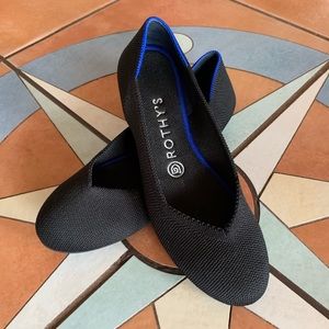 Rothy's rounded toe black flat